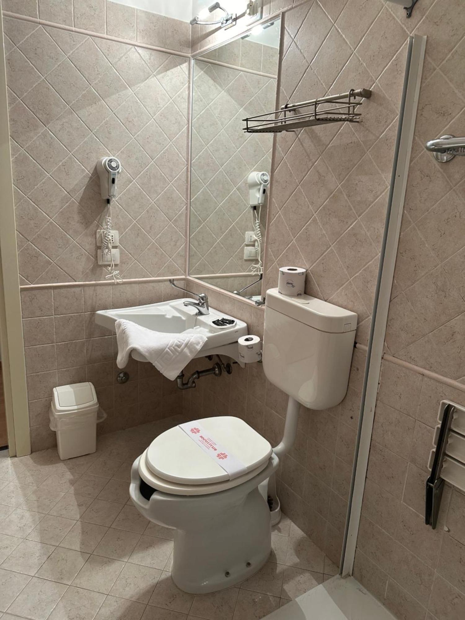 Nauthotel 格拉多 外观 照片