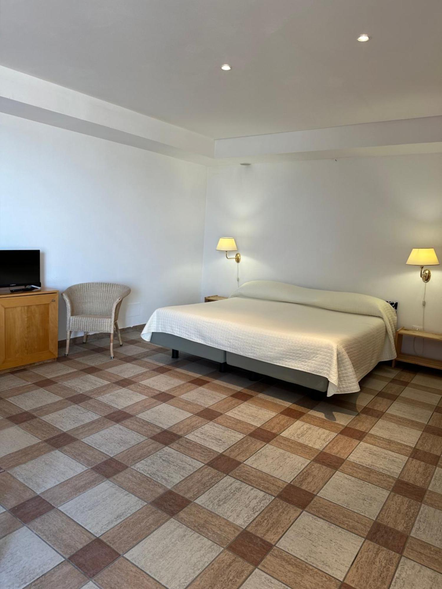 Nauthotel 格拉多 外观 照片