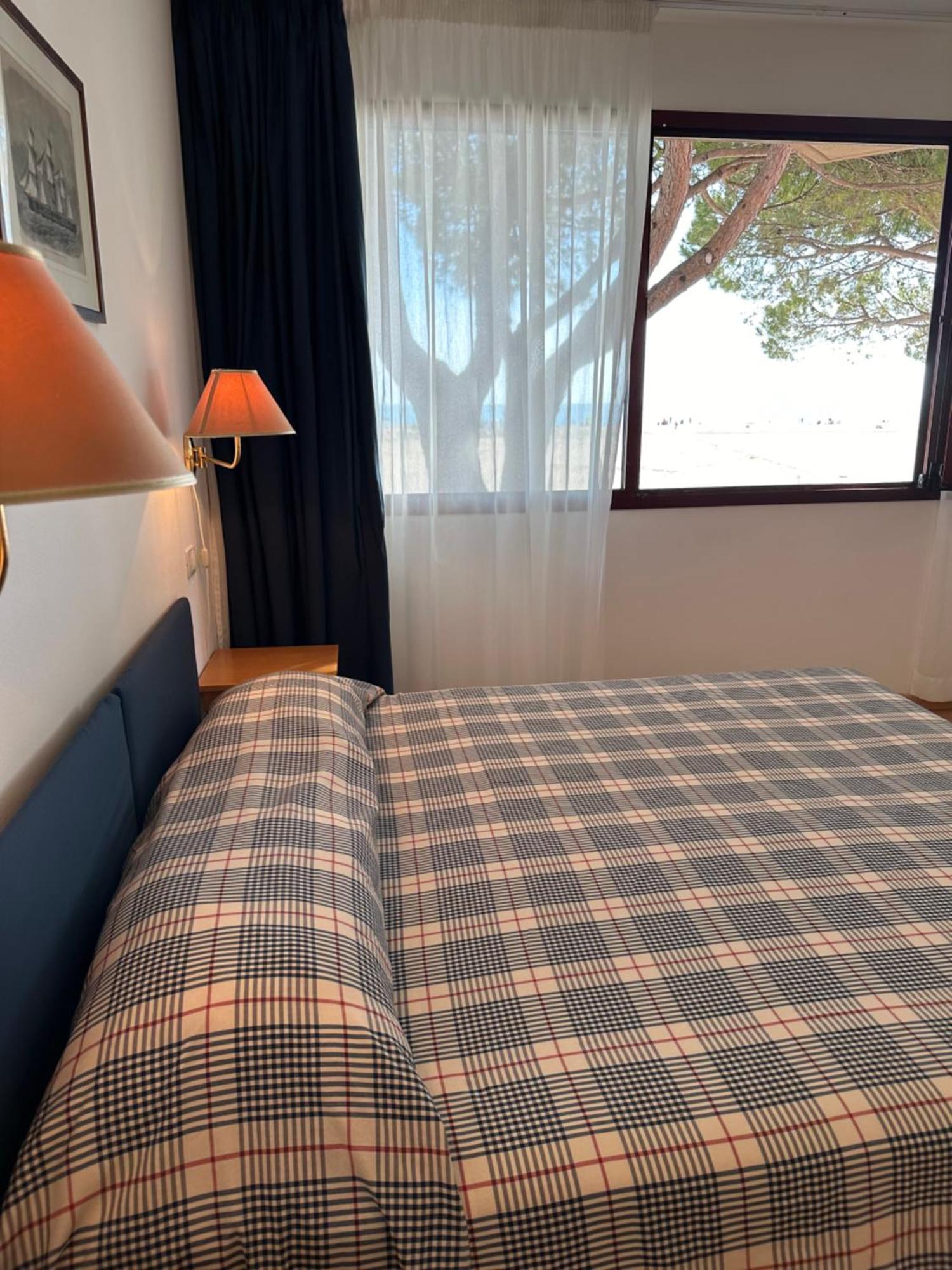 Nauthotel 格拉多 外观 照片